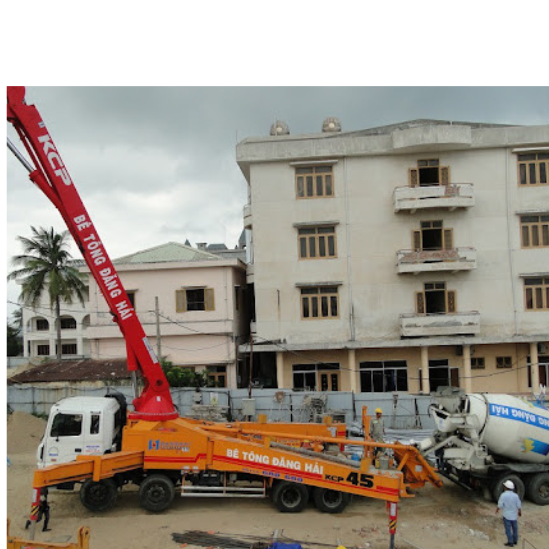 Những Lợi Ích Vượt Trội Của Xe Bơm Bê Tông Trong Xây Dựng Công Trình Lớn